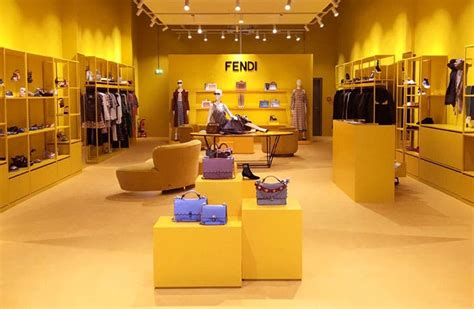 fendi outlet store online.